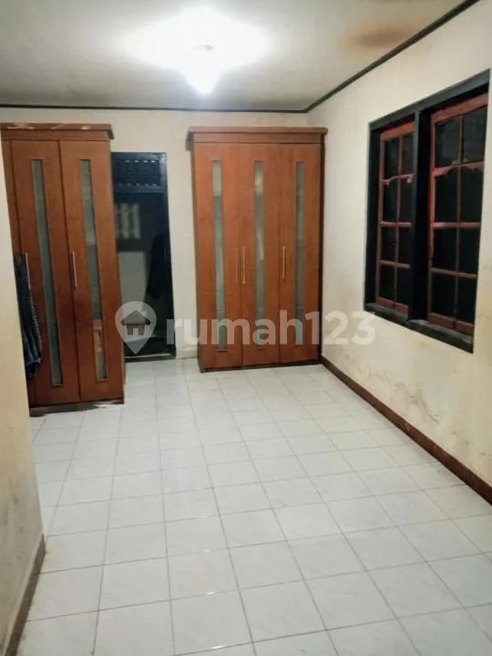 Rumah di Perum Taman Penta Jimbaran Lokasi Strategis - Image 4 of 4