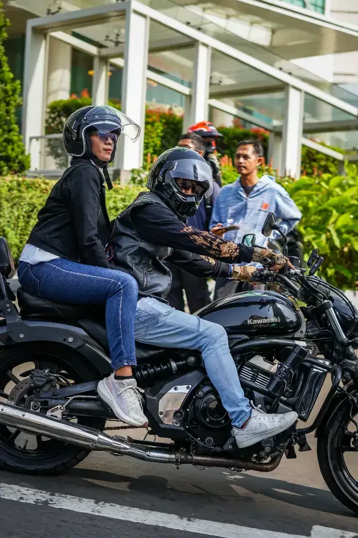 Kawasaki Vulcan S 650 black ABS SE Good condition - Image 4 of 6