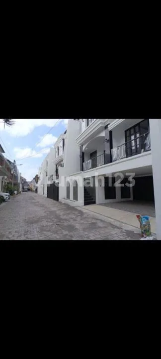 Rumah Baru 3 Lantai Panjer Denpasar Selatan - Image 4 of 4