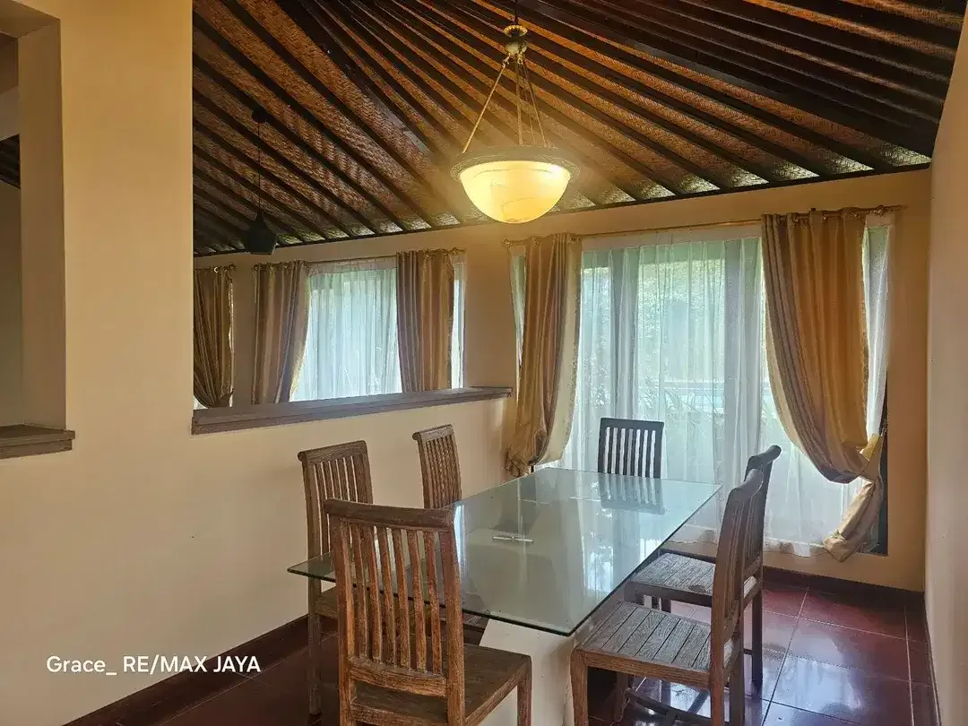 Villa Bali Tropis 3 Kamar dengan Bale Dijual di Balangan, Jimbaran - Image 9 of 10