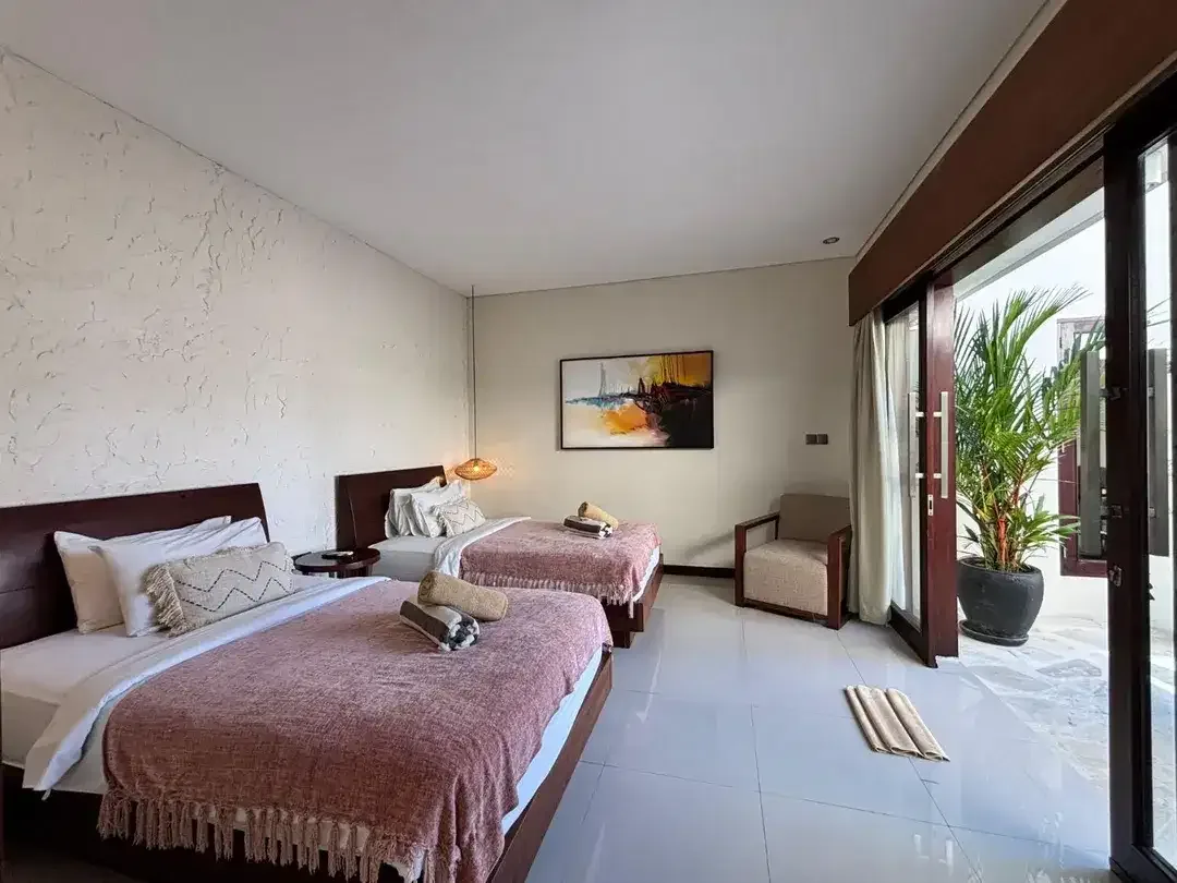 2BR VILLA IN A GATED CLUSTER BUMBAK UMALAS - Image 9 of 10