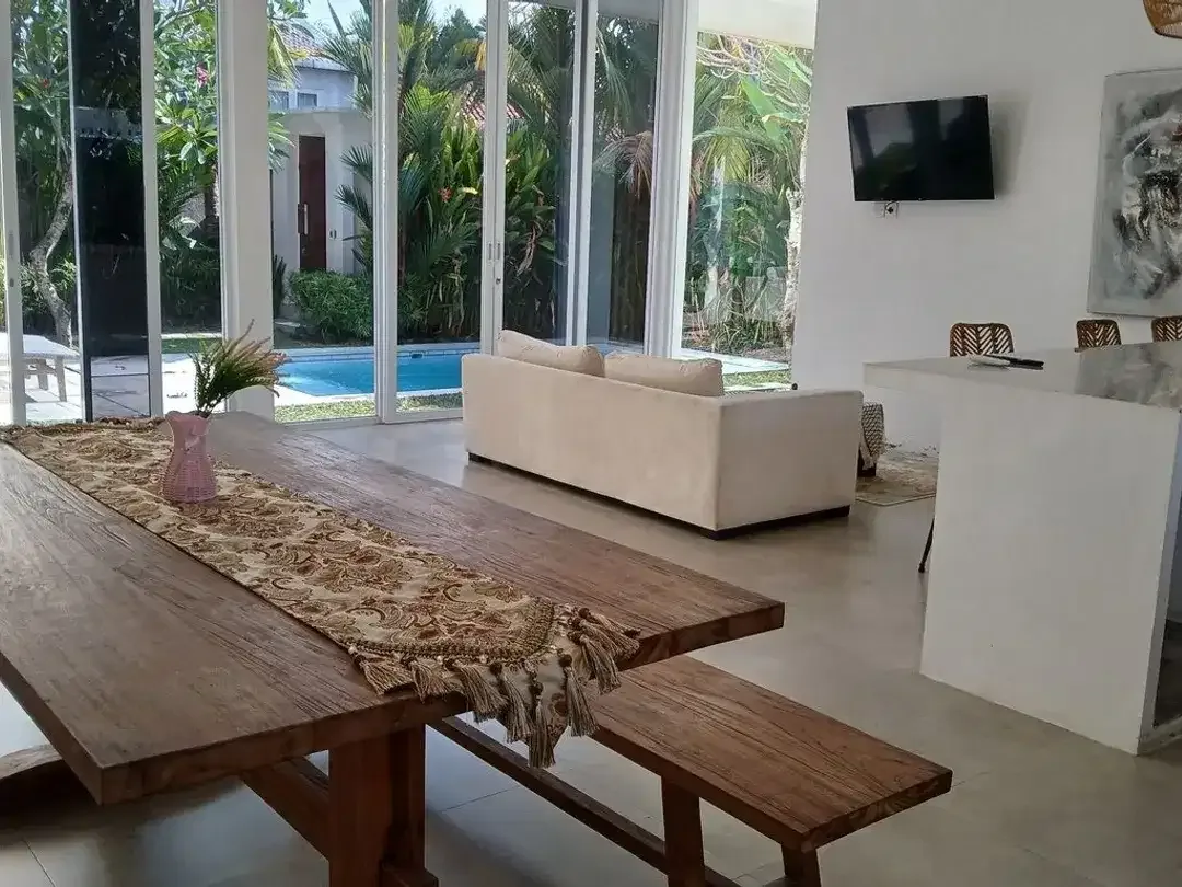 3Br Quiet Villa In Padang Linjong Only 5 Minutes To Echo Beach - Image 9 of 10