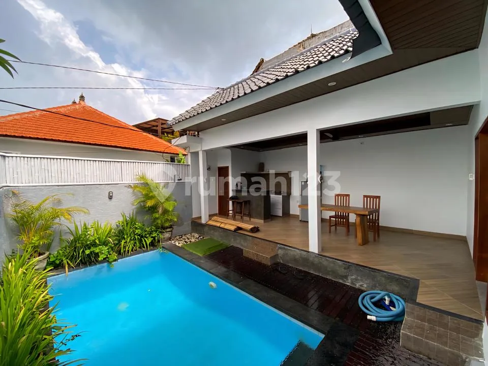 Villa Cantik 2 Kamar di Tumbak Bayuh Semi Furnished - Image 3 of 4