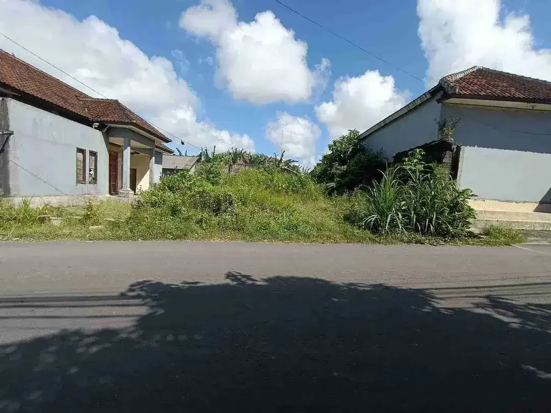 Dijual Tanah 230m² Super Strategis Nempel Kampus Unud Jimbaran - Image 1 of 5