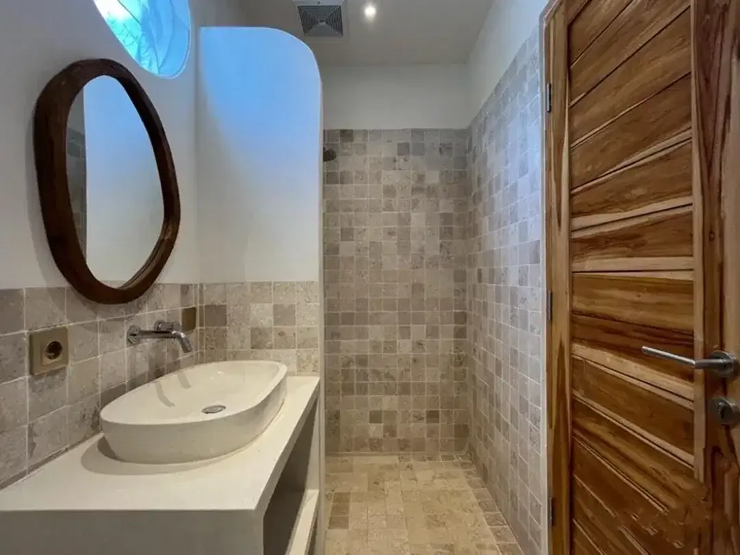 Leasehold - Elegant 2-Bedroom Leasehold Villa with Rooftop Terrace, Balangan, Pecatu, Bali - Image 10 of 10