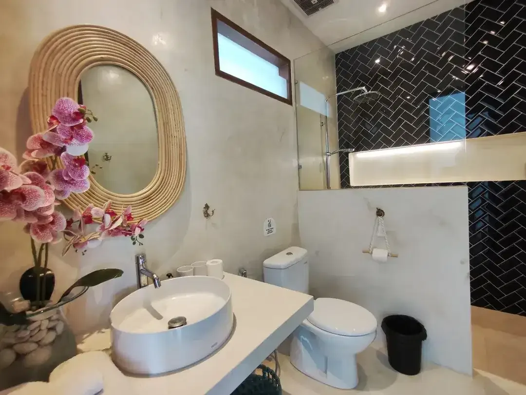 3 Bedrooms Mediterranean Villa in Pererenan Canggu - Image 10 of 10
