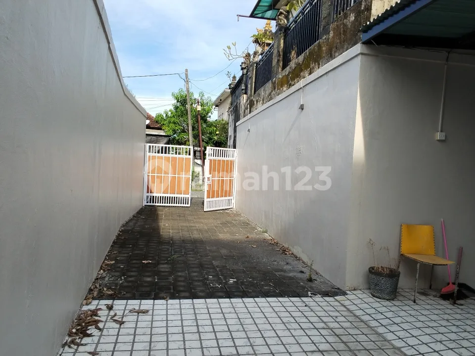 Disewakan Cepat Rumah Cantik Terawat Siap Huni Posisi Rumah Hook Pulau Galang Selangkah ke Trans Studio - Image 3 of 4