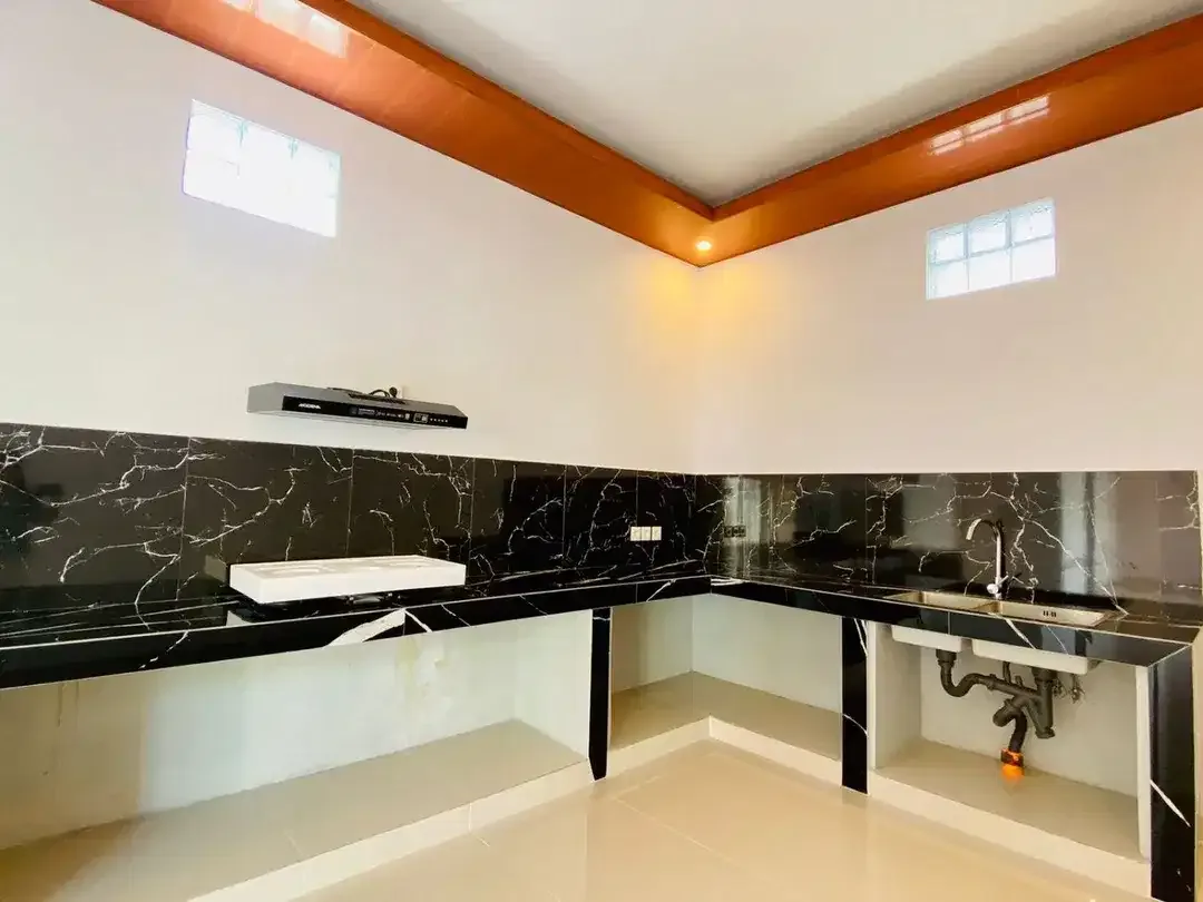 SANUR BEACHSIDE BRAND NEW DESIGNED VILLA OFFERS THE PERFECT BLEND OF MODERN COMFORT AND TROPICAL LIVING - Image 2 of 10