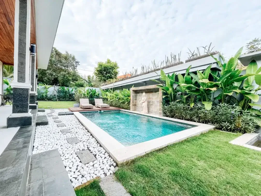 Disewakan Villa Modern Fully Furnished di Pecatu, Uluwatu - Image 2 of 10