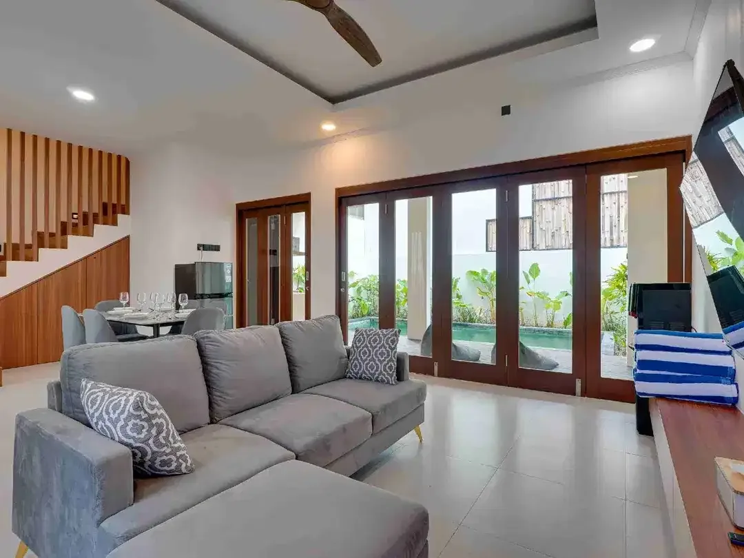 DiSEWAKAN VILLA MODERN DI SEMINYAK - Image 3 of 10