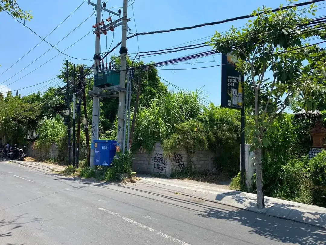 Dijual Tanah Komersil di Jalan Utama Pantai Pererenan - Image 2 of 4