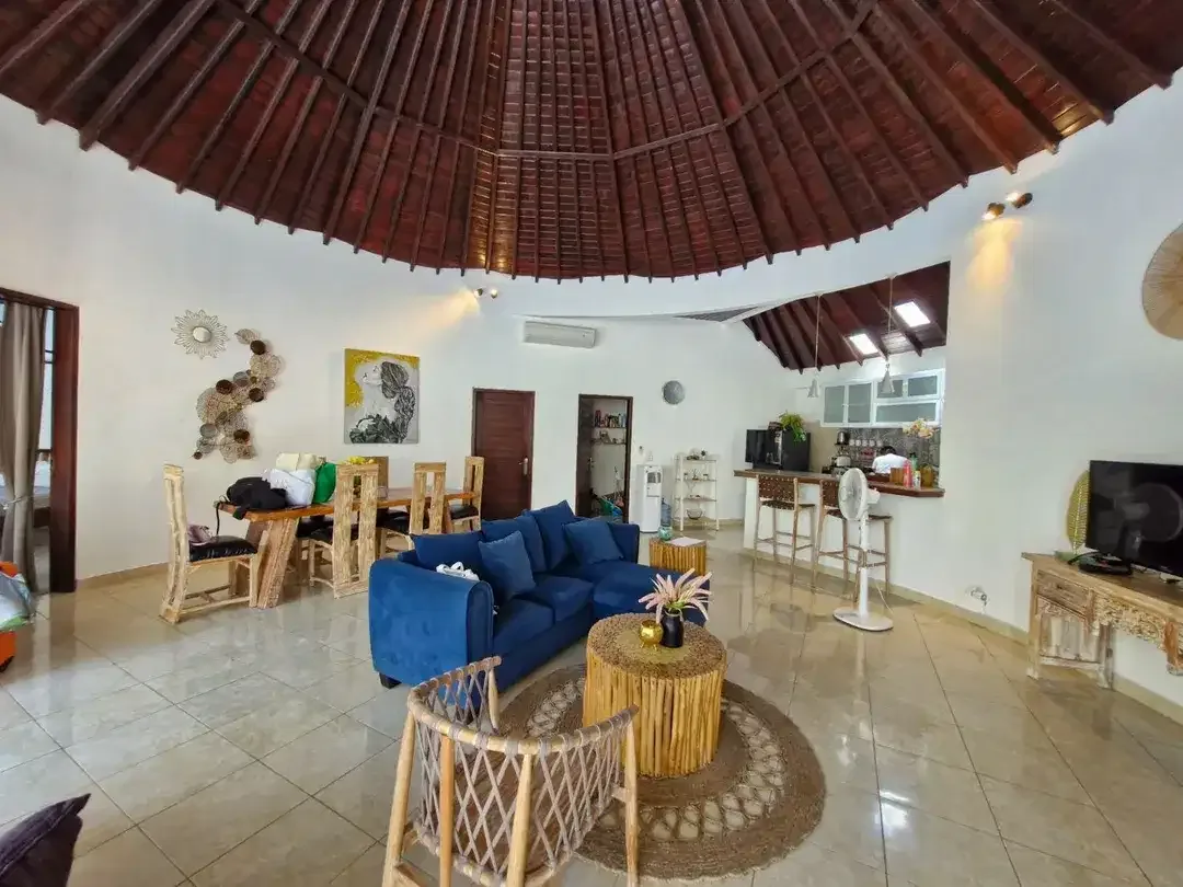 Villa disewakan full furnished di Sunset Road Seminyak - Image 2 of 8