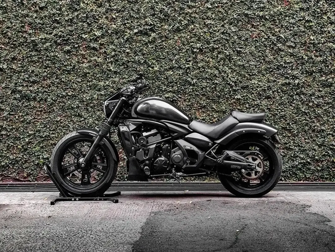 Kawasaki Vulcan S tahun 2015 Low Odo Mulus TT FULL PAPER Like New - Image 7 of 10