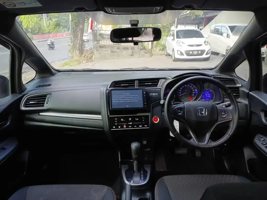 JAZZ RS AT FACELIFT ASLI BALI TANGAN PERTAMA SIAP PAKAI - Image 8 of 9