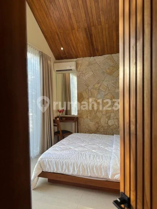 Steps From The Beach: Designer 2-Bedroom Leasehold Villa In Pererenan - Image 4 of 4