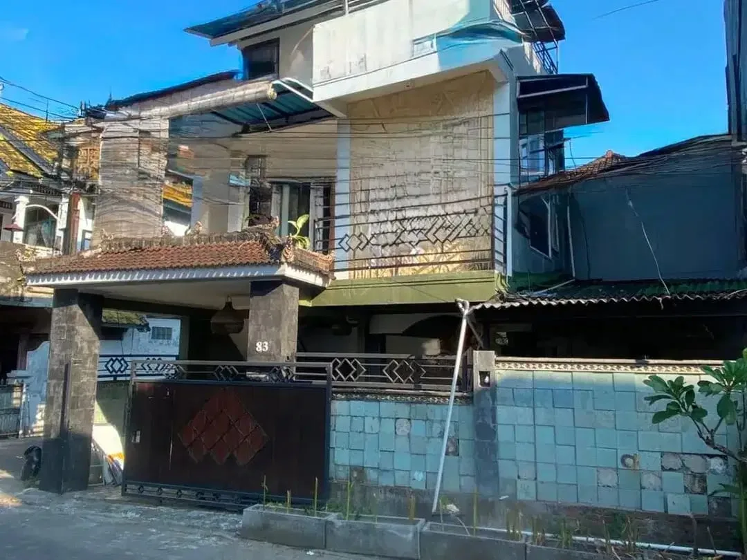 RUMAH 2 LANTAI DI JL GN ATHENA DENPASAR BARAT DEKAT TRANS STUDIO MALL - Image 1 of 10
