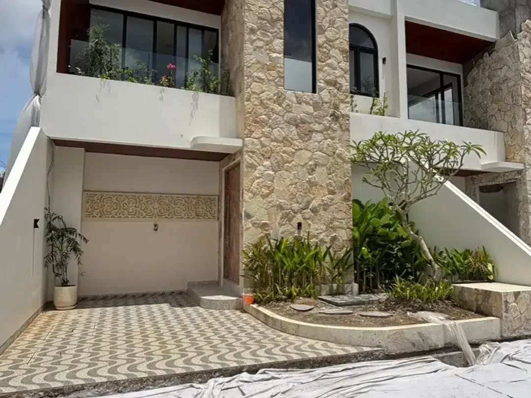 Villa Mewah 3 BR dengan Rooftop dan Ocean View - Image 8 of 9
