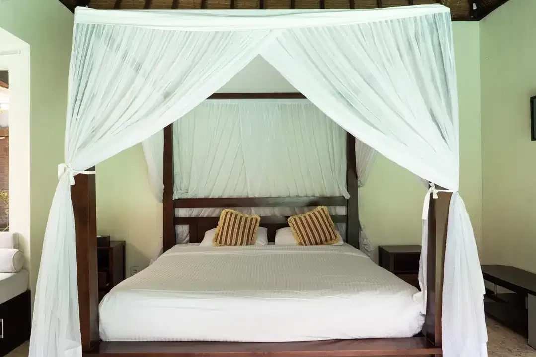 FOR SALE COZY 3 BR VILLA FOR SALE IN SEMINYAK-BALI - Image 5 of 10