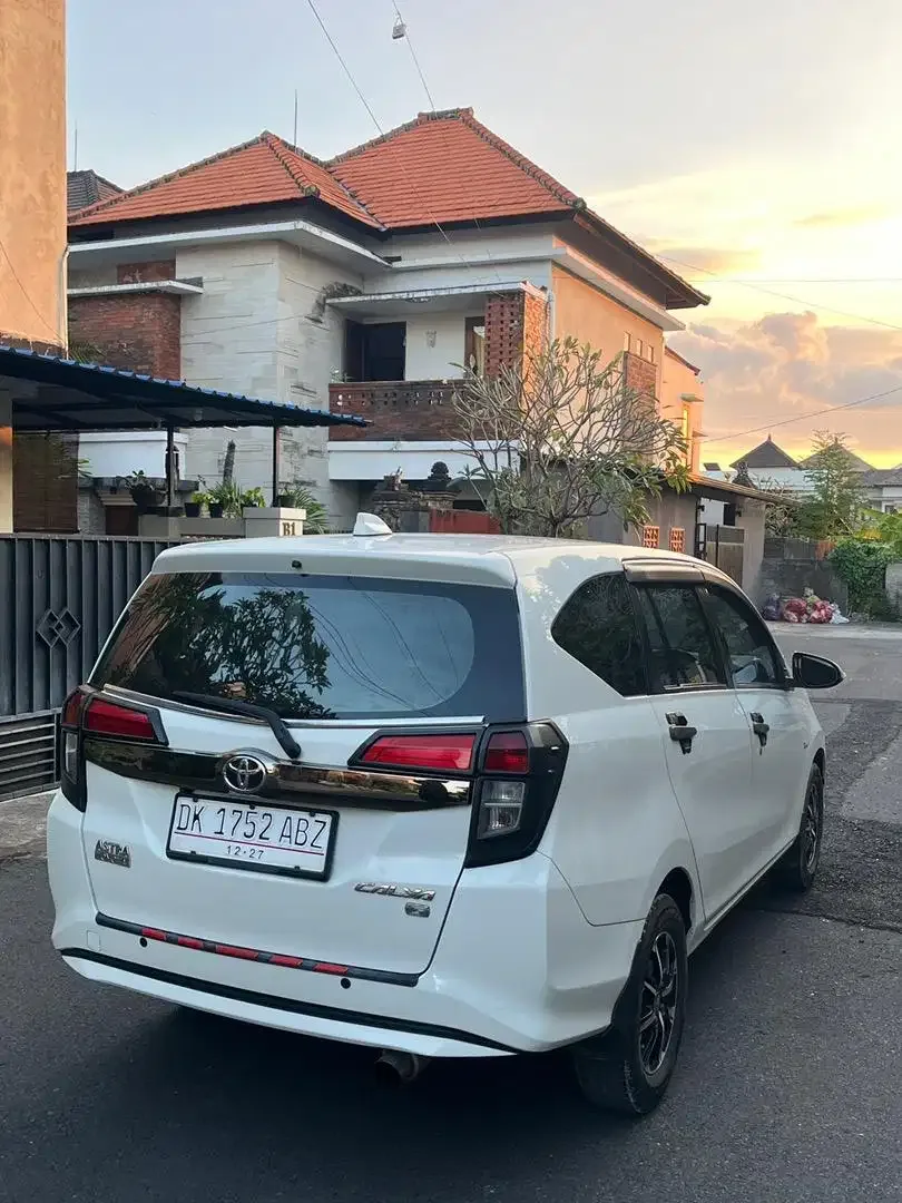 Toyota Calya 2022 Manual Bensin DP 15 JT - Image 7 of 10
