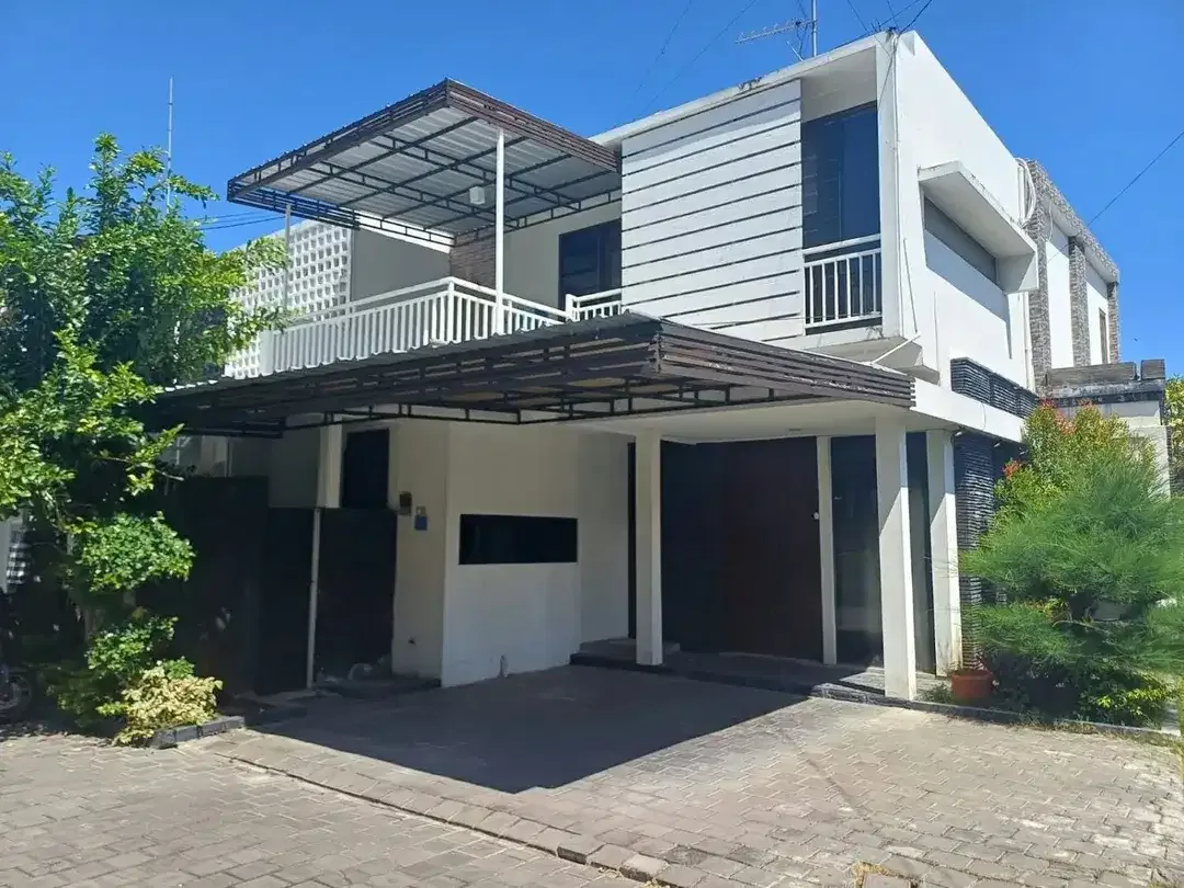 JUAL RUMAH SEMI VILLA RENO - Image 1 of 10