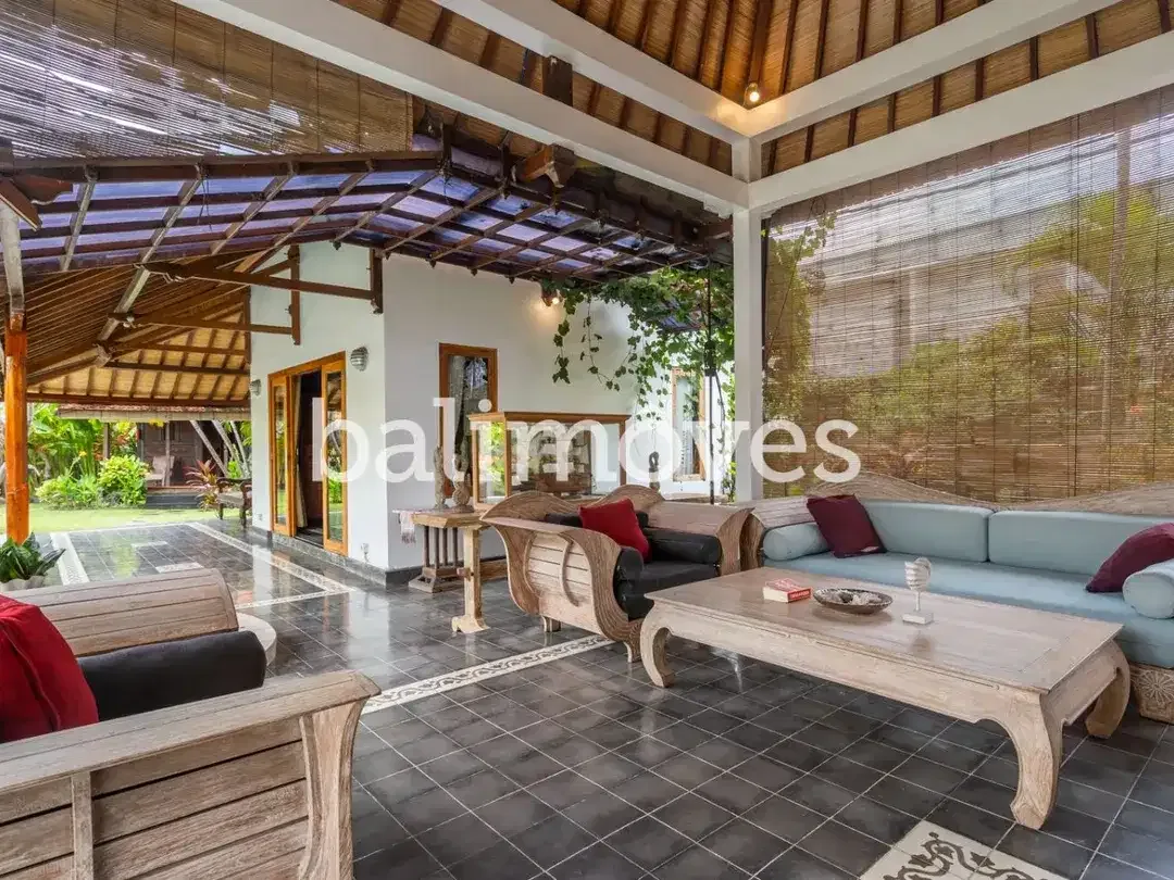 Dijual Villa 3 Kamar Tidur dengan Tanah yang Luas di Sanur - Image 10 of 10