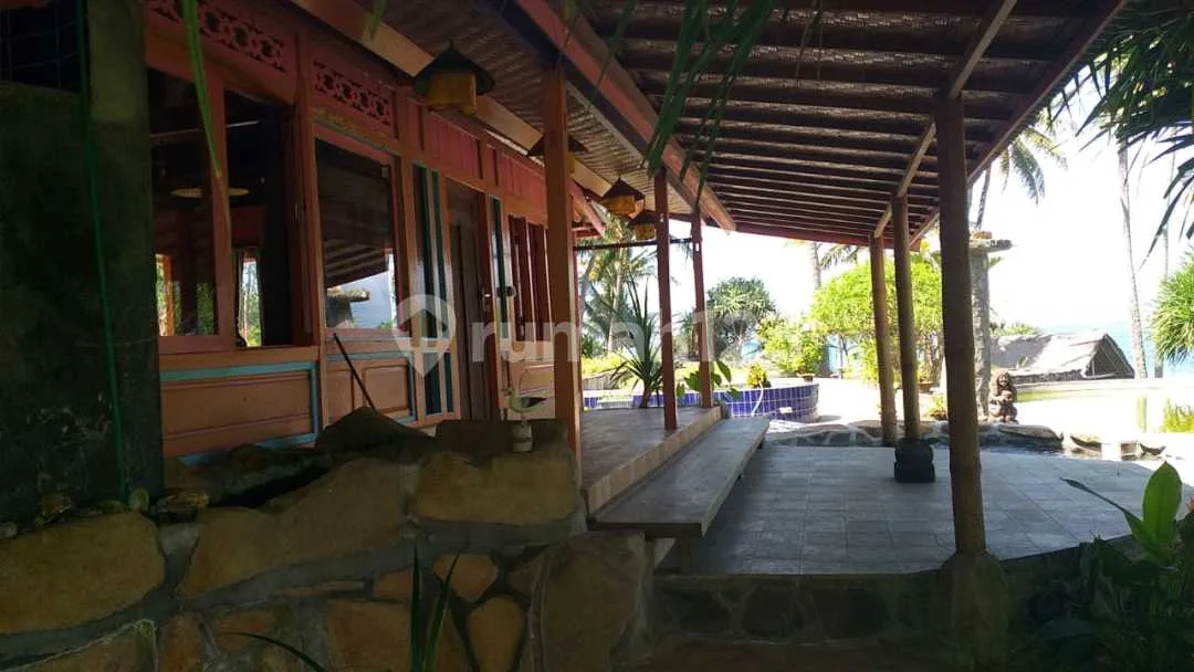 Tanah Beach Front SHM Dijual Cepat Bawah Pasar di Bali Timur - Image 2 of 4