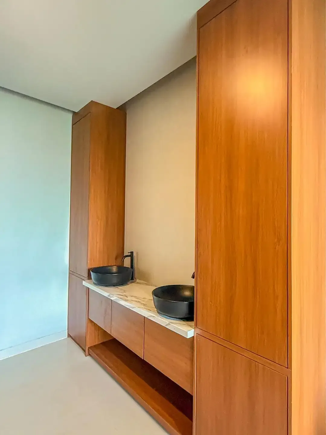 VILLA READY BAGUS 3 BR FURNISHED LOKASI DENGAT CANGGU BEACH - Image 8 of 10