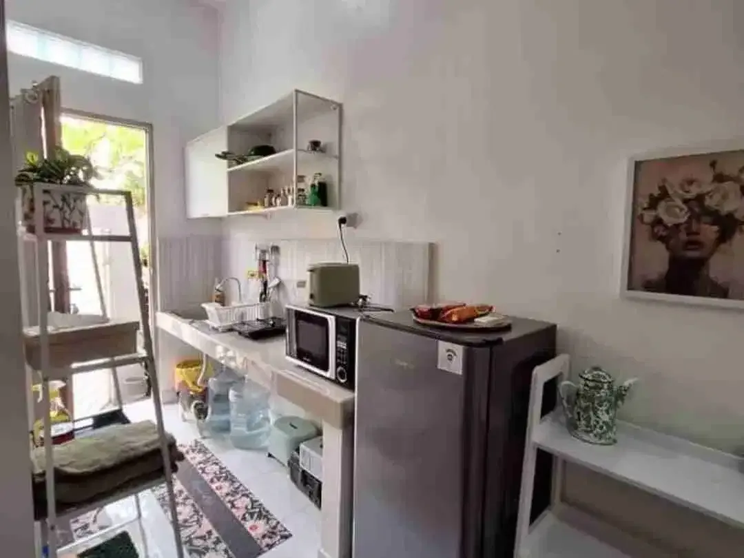 1 BEDROOMX FLAT WITH PRIVATE GATE AND KITCHEN IN JL TAMAN SARI KEROBOKAN - Image 10 of 10