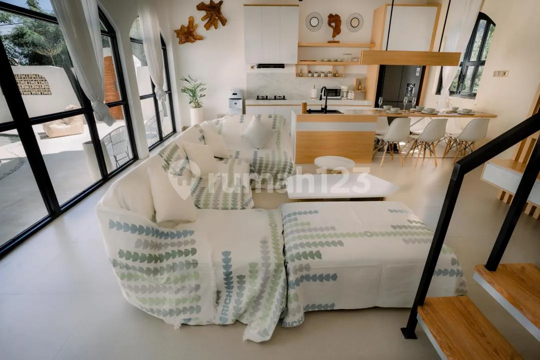 Exclusive Leasehold Villa Bagus In Ungasan Dekat Savaya - Image 2 of 4