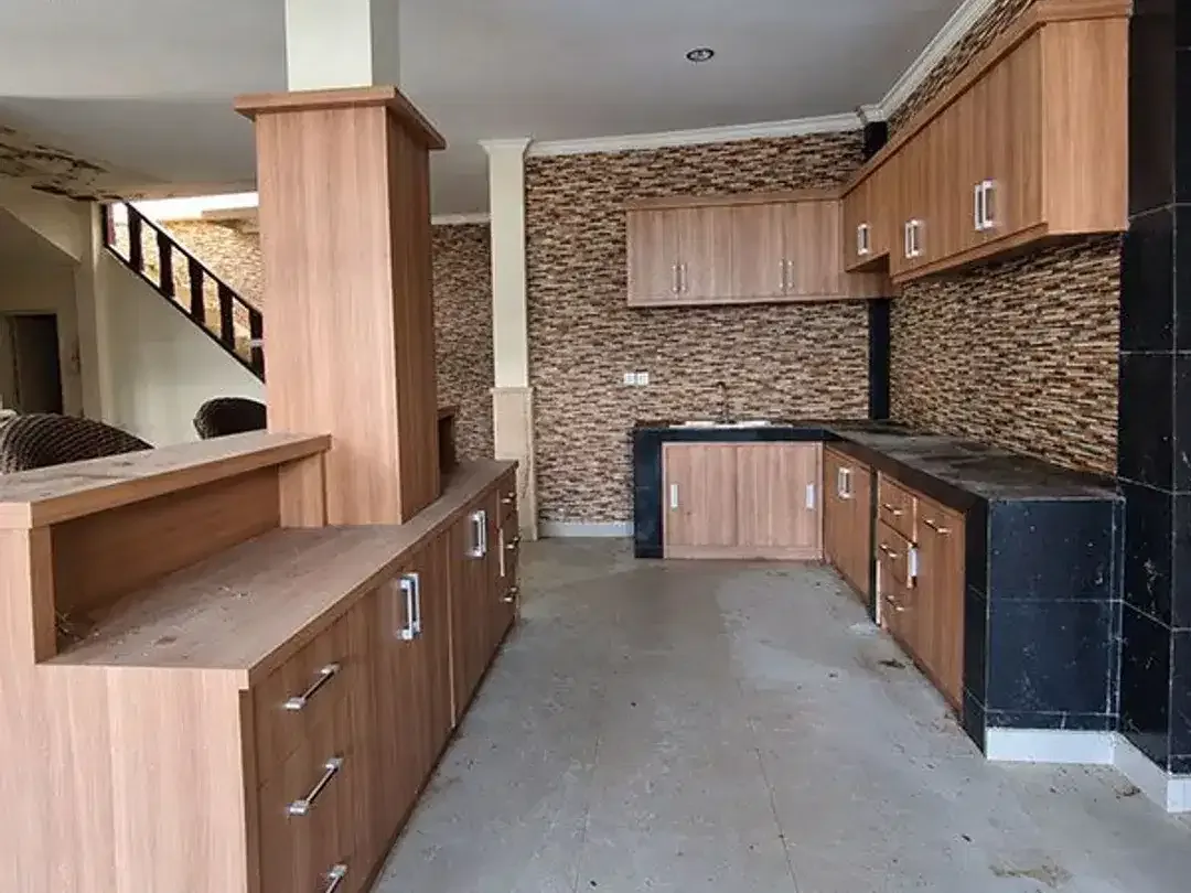 [AMS-027.BLR] Dijual Rumah 2 lantai Kawasan Premium Graha Liva Kertalangu - Gianyar - Image 6 of 8