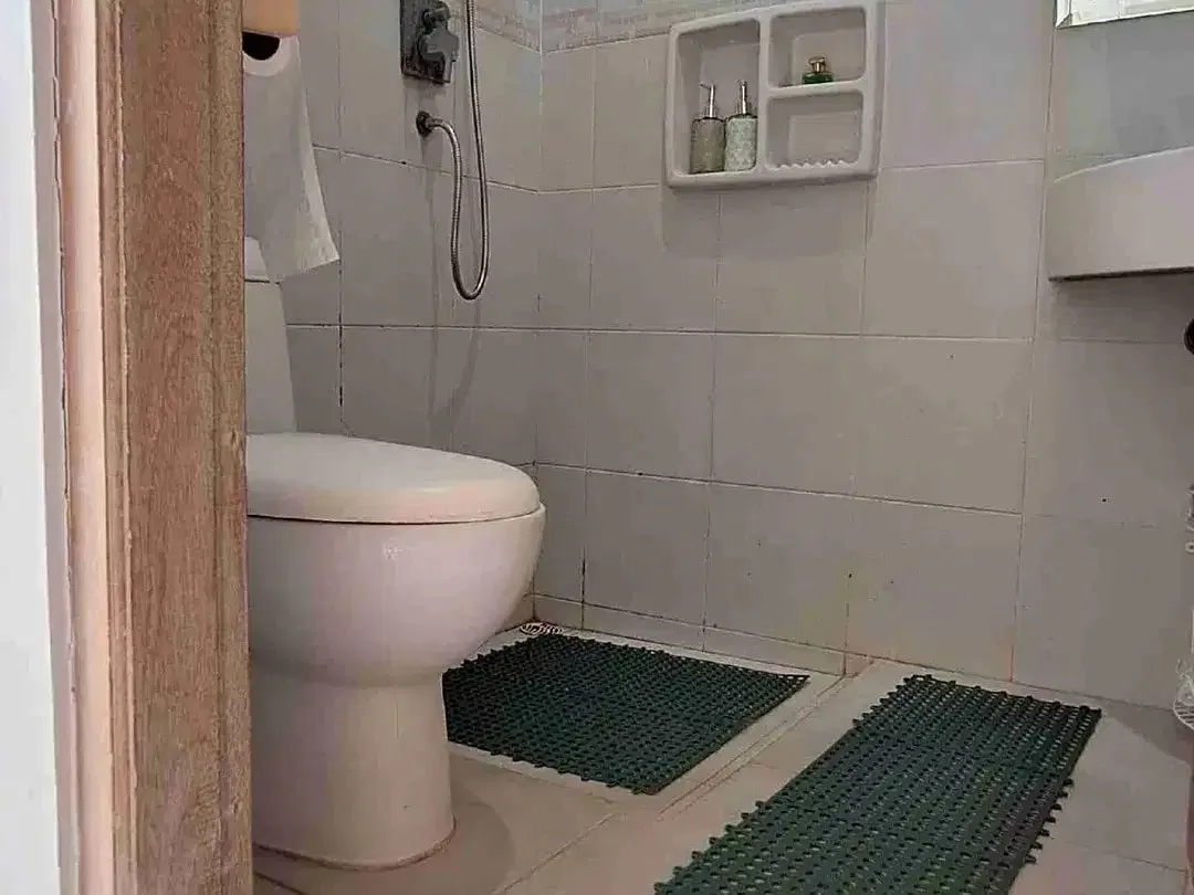 1 BEDROOM FLAT WITH PRIVATE GATE AND KITCHEN IN KEROBOKAN BALI - Image 10 of 10