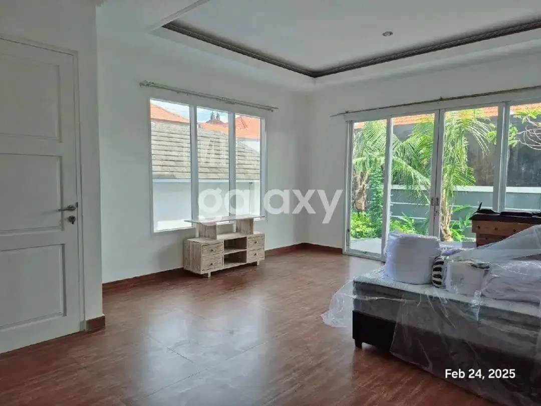 RUMAH SEMI VILLA DI CEMPAKA BIRU BULUH INDAH DENPASAR, BALI - Image 7 of 10