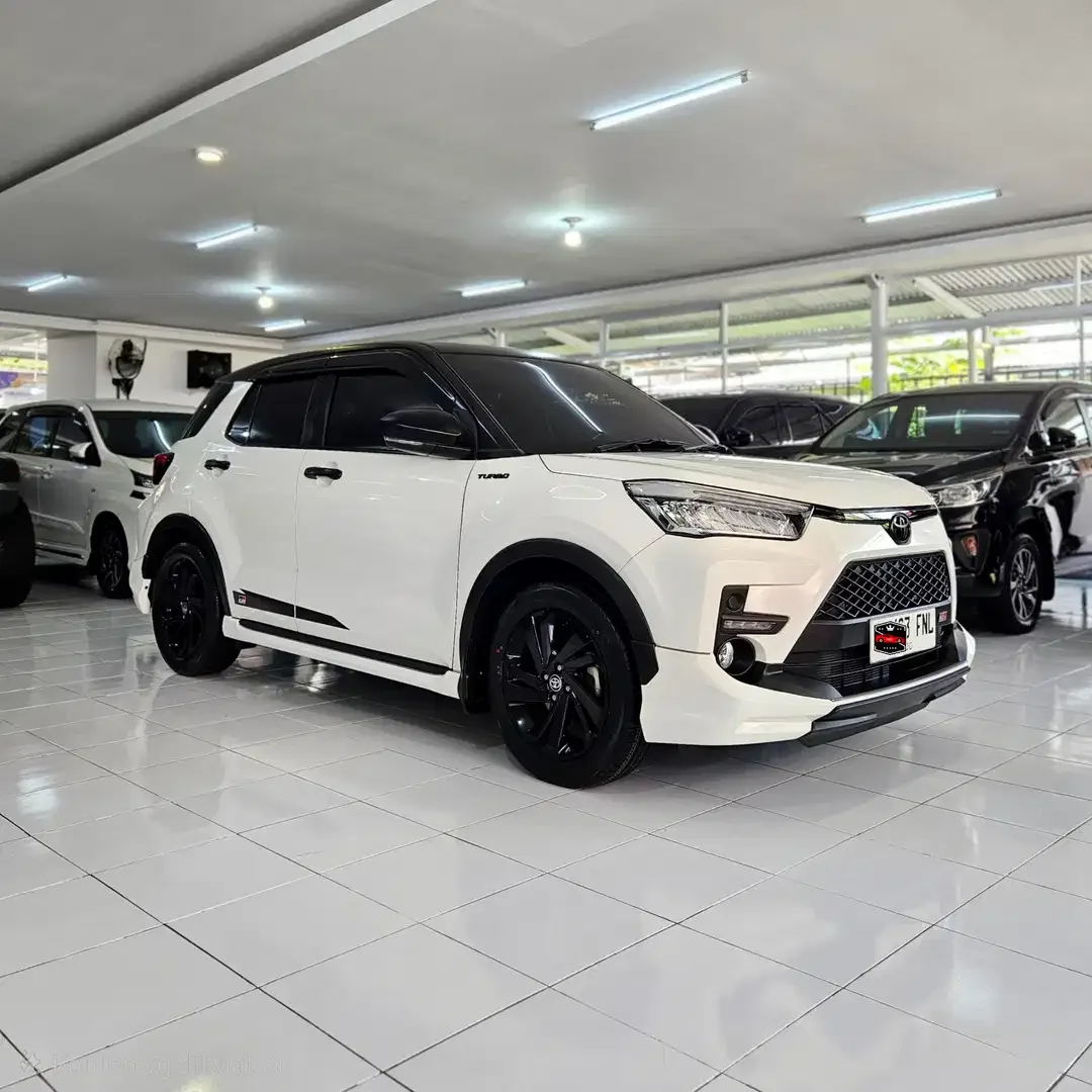 [2021] DP 7jt! Raize GR Sport 1.0 Turbo matic 2021 LowKM bkn TSS 2022 - Image 1 of 10