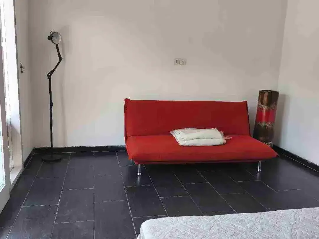 2 BEDROOMMS FULL FURNISHED VILLA DI JALAN GUNUNG SALAK KEROBOKAN - Image 10 of 10