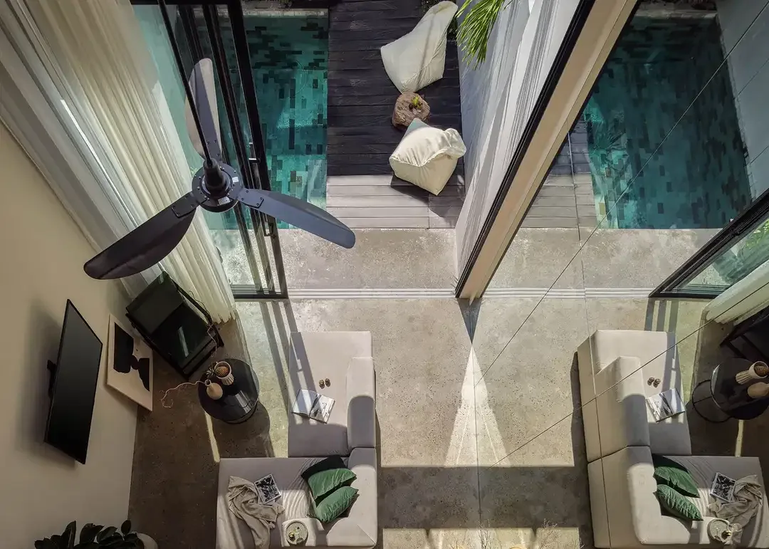 Modern and Stylish 3-Bedroom Townhouse in Prime Umalas Location - Image 3 of 10