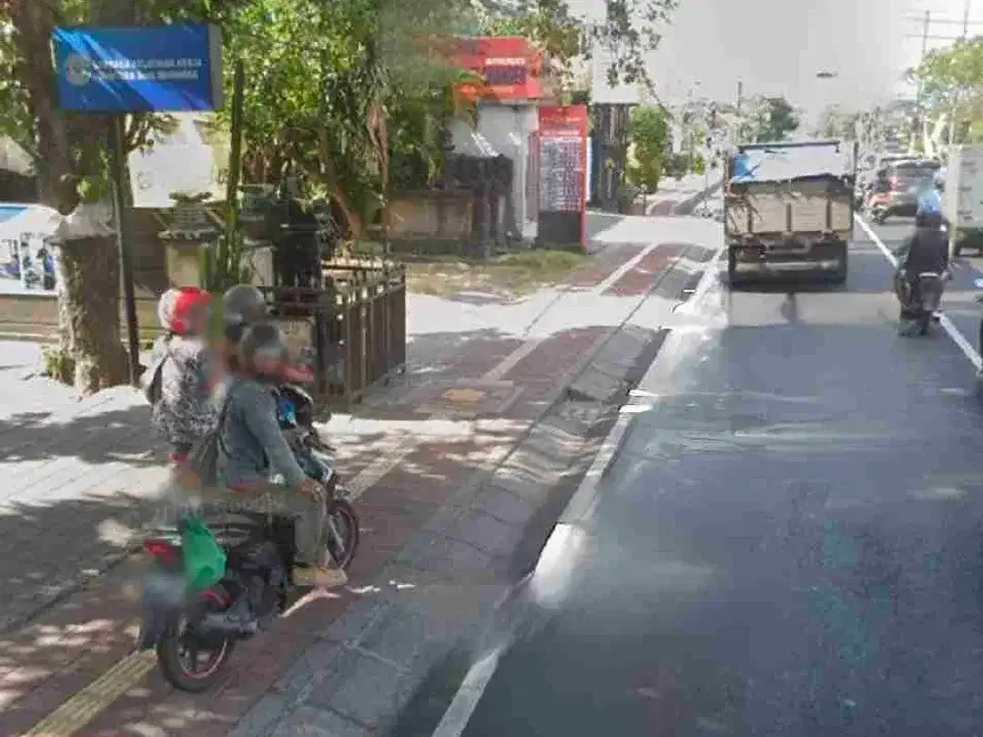 BUC tanah bangunan 9,5 are jln utama by pass Ngurah Rai kedonganan jimbaran Bali - Image 3 of 7