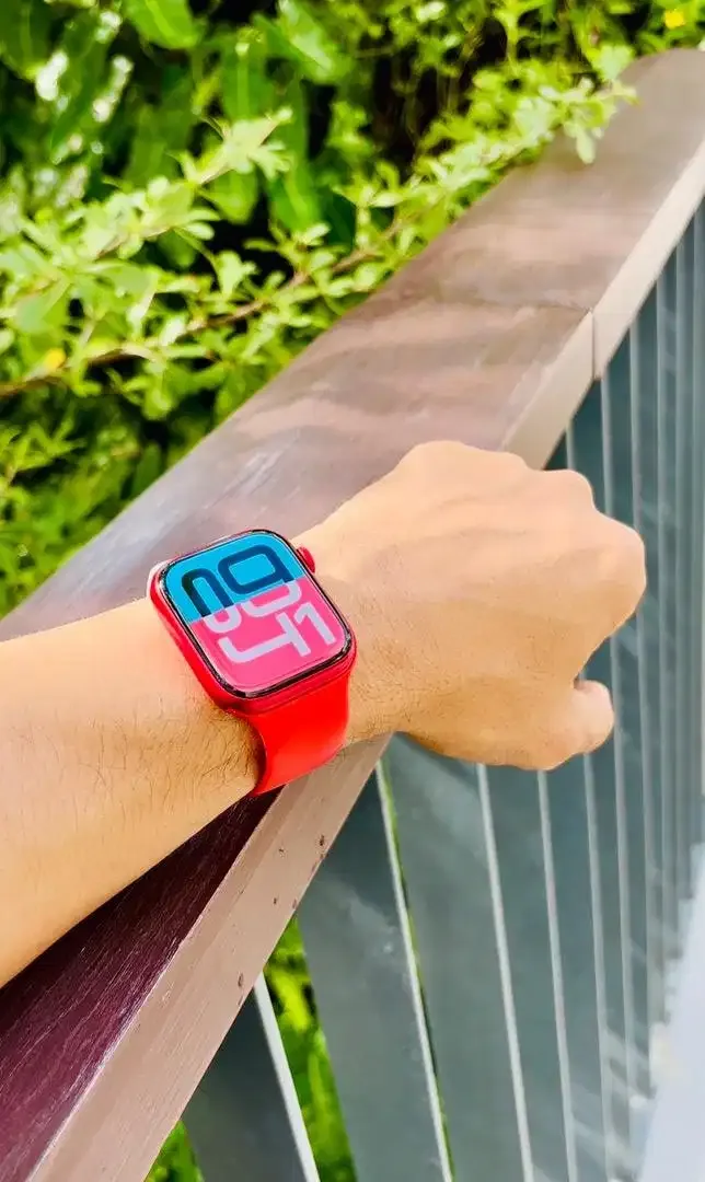 Dijual Apple Watch Series 9 GPS – (PRODUCT) RED - Image 4 of 8