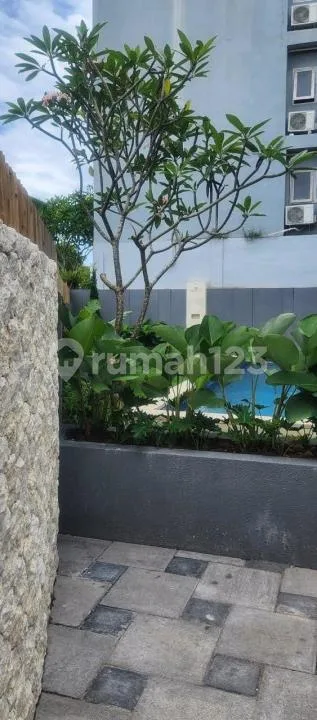 Villa Mewah View Sawah Lokasi Strategis Dekat Pantai di Berawa - Image 3 of 4