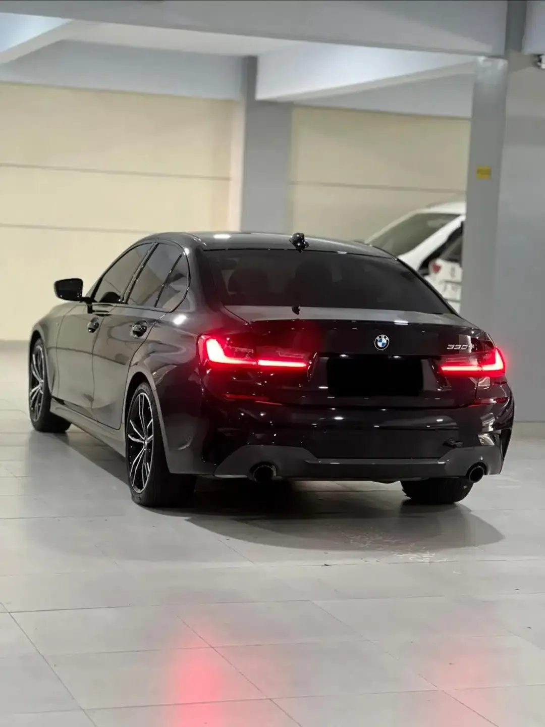 BMW 330i MSport 2022 Low KM - Image 10 of 10