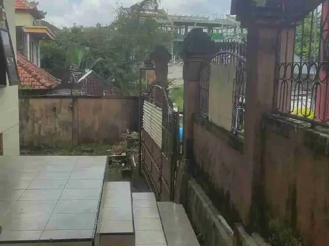 DIJUAL RUMAH LANTAI III DIDALUNG PEGENDING DEKAT CANGGU PADONAN - Image 4 of 7