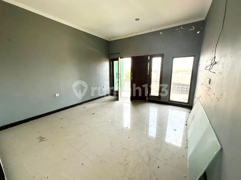 Ruko 2 Lantai Tukad Balian - Renon Prime Area, Siap Usaha, Hadap Timur, Harga Menarik! - Image 2 of 4