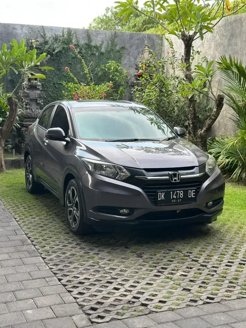 HRV E 2017 MATIC ASLI BALI ISTIMEWA LOW KM - Image 1 of 10