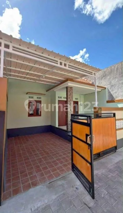 Rumah Siap Huni 2 Kamar Dekat Sesetan - Image 1 of 4