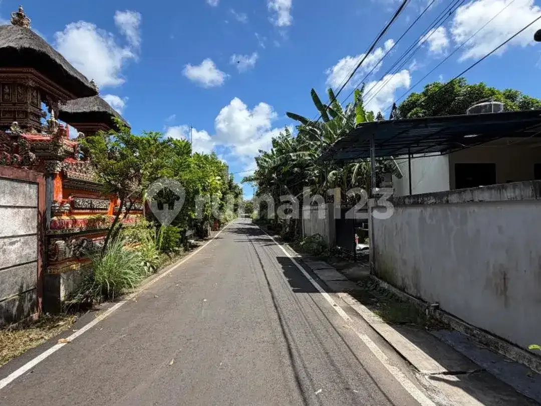 Dijual Lahan Bonus Bangunan Kost-Kostan di Jimbaran Bali - Image 7 of 10
