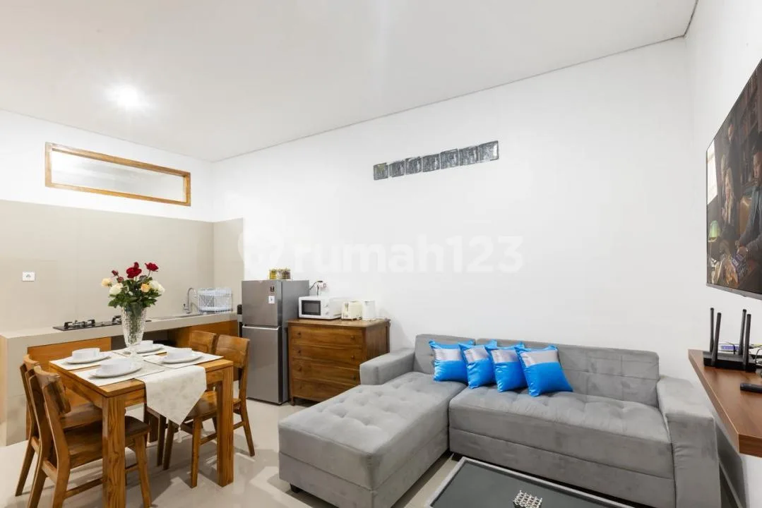 Villa 2 Kamar Furnish di Canggu Kerobokan Dekat Brawa Beach V422 - Image 2 of 4