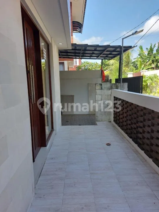 Furnished House With 4 Bedrooms Near Of Gwk Cultural Park Ungasan - Image 2 of 4