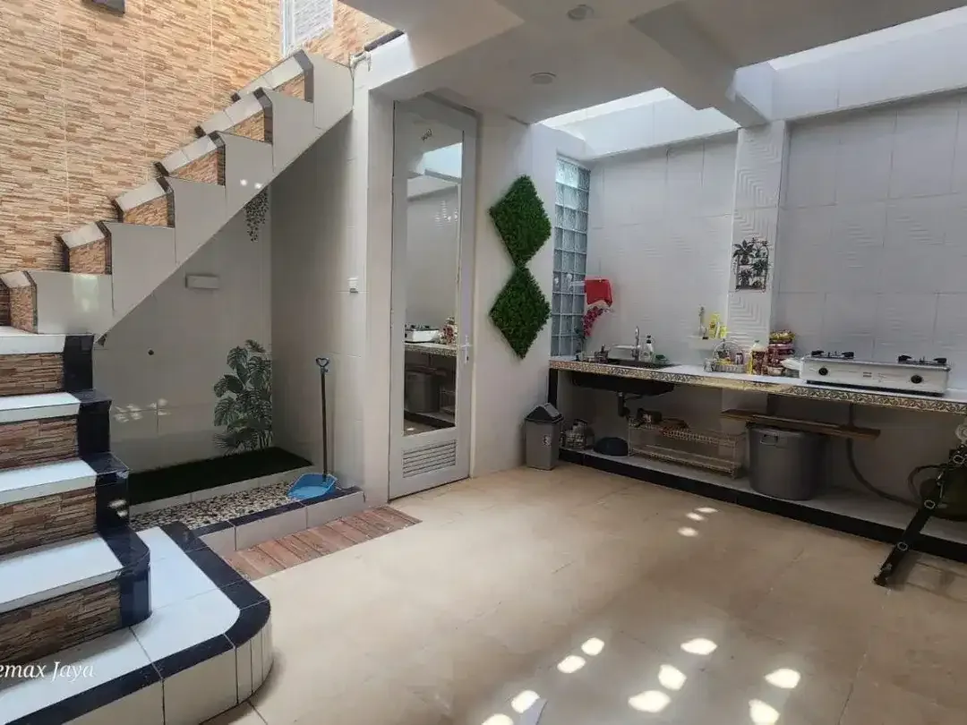 RUMAH MURAH DIJUAL, KONDISI BAGUS - KOMPLEK ONE GATE SYSTEM BERANDA MUMBUL. - Image 9 of 10