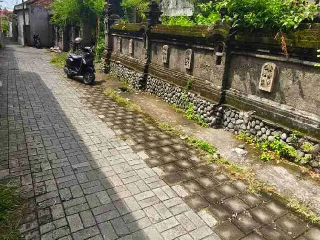 Tanah Strategis 216M2 Lebar17mtr Hanya 30Mtr Dari Utama Gn Andakasa - Image 2 of 3