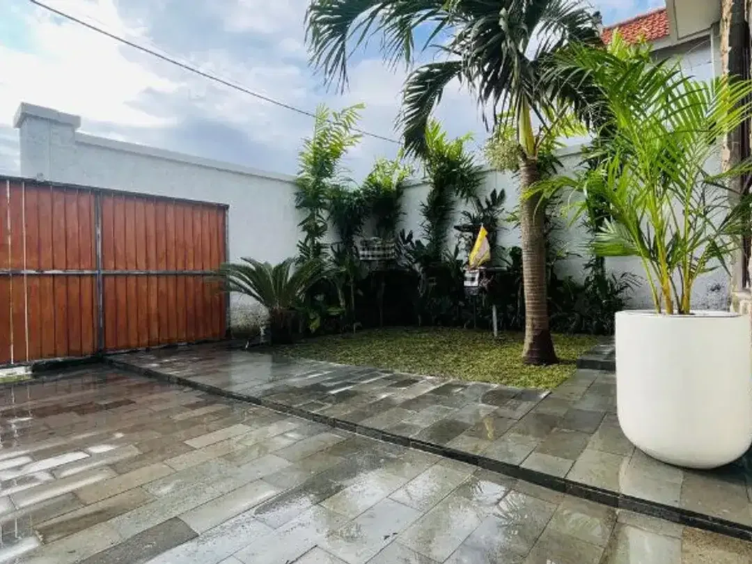 VILLA MODERN TROPICAL DI CEPAKA MENGWI BADUNG - Image 2 of 10
