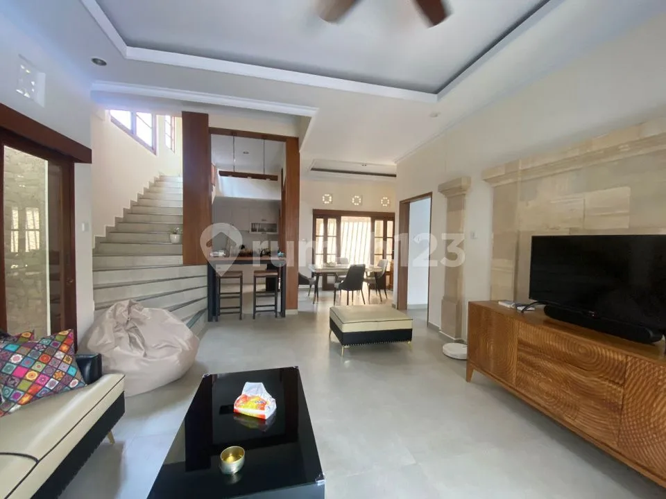 Villa di Pengiyasan Sanur Cantik Siap Huni Fully Furnished Akses Jalan Lebar Nyaman dan Homey - Image 3 of 4